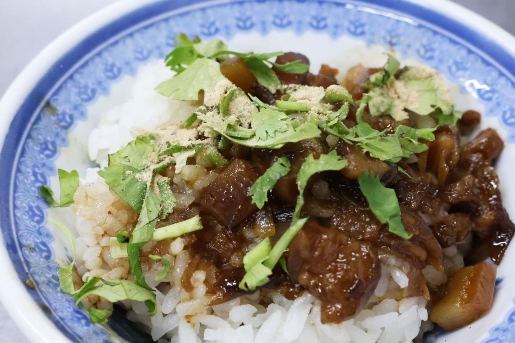 安平•生魚片•味噌湯•肉燥飯 (3).jpg