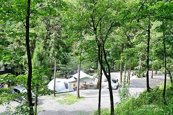 【露營趣】新北.十分自然露營區 ★森林系露營區、漂亮的月桃溪