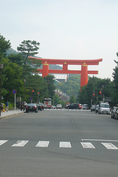 平安神宮的巨大鳥居