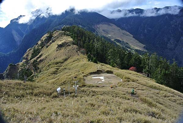 DSC_0983.JPG DSC_0983.JPG