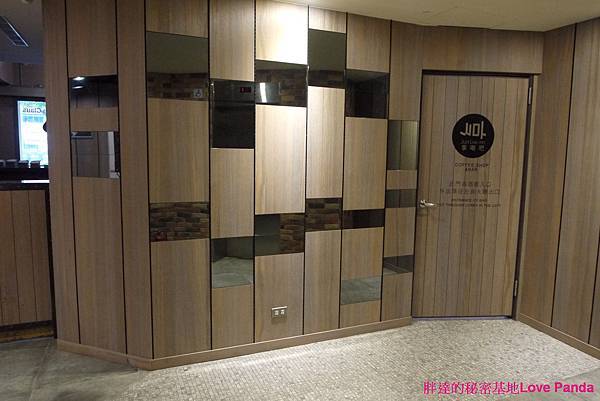 P1370395 (Large).jpg