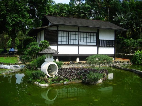 日本花園一景－日本小本屋