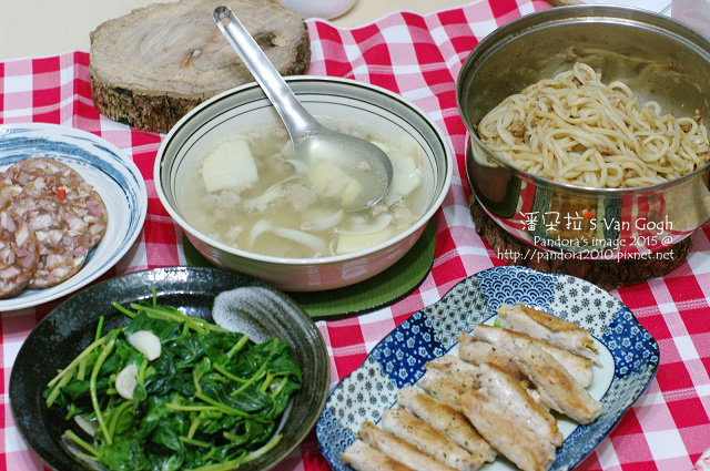 2015.05.13-(竹筍絞肉湯、)豬腳凍、炒地瓜葉、蘆筍玉米筍豬肉捲、乾麵.jpg 2015.05.13-(竹筍絞肉湯、)豬腳凍、炒地瓜葉、蘆筍玉米筍豬肉捲、乾麵.jpg