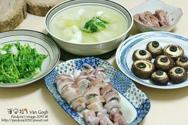 2015.06.15-胡瓜湯、起司蘑菇、水煮小卷、鵝肝醬、炒莧菜.jpg 2015.06.15-胡瓜湯、起司蘑菇、水煮小卷、鵝肝醬、炒莧菜.jpg