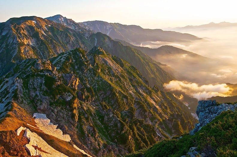 日出山峰006