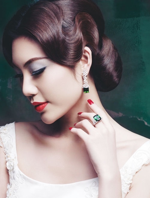 a60e59c62ac087bf6cc3ff4fef3b1e25--chinese-tea-hair-updo.jpg