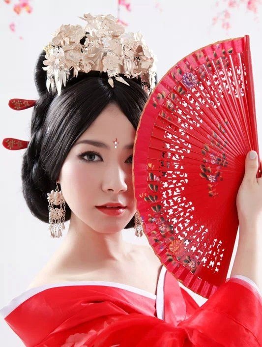 2f09b5d1ba71aa20e9d2451ea9fbdd67--traditional-clothes-asian-style.jpg