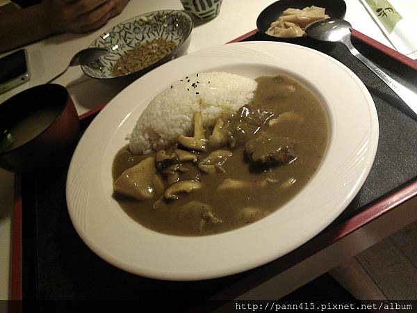 野菇牛肉咖哩飯