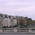 往西堤島的Pont St-Michel