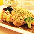 香酥雞腿排咖哩歐姆蛋