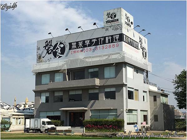 IMG_9874.JPG IMG_9874.JPG