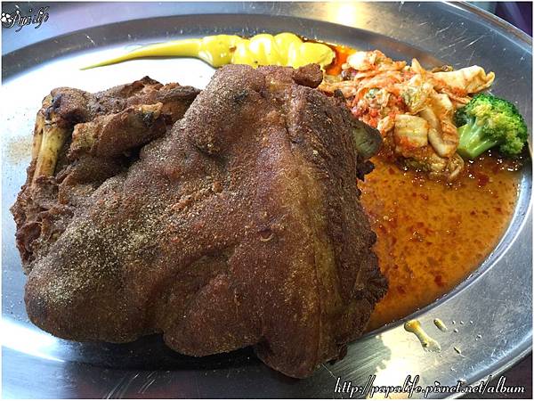 IMG_9879.JPG IMG_9879.JPG