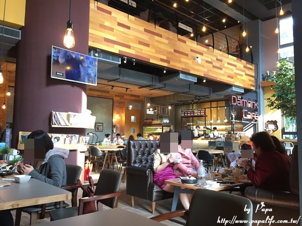 IMG_3352.jpg IMG_3352.jpg