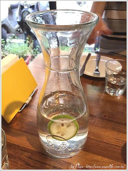 IMG_0460.jpg IMG_0460.jpg