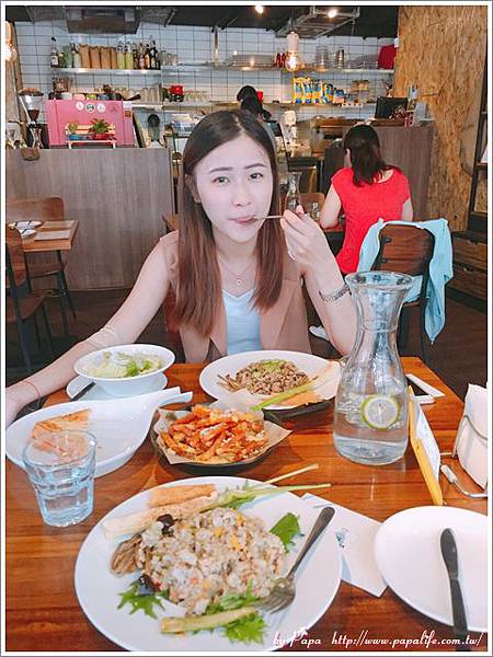 IMG_0956.jpg IMG_0956.jpg