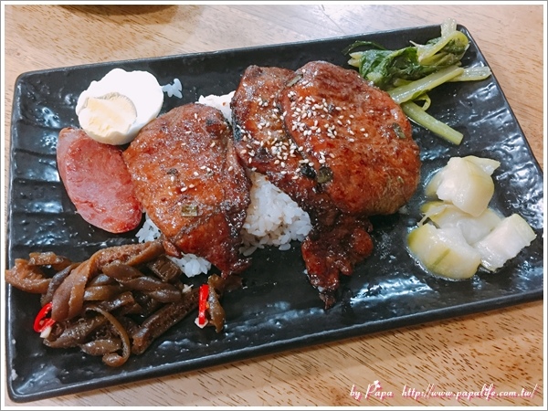 IMG_3303.jpg IMG_3303.jpg