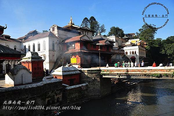 跨越巴格馬提河(Bagmati River)的橋-2