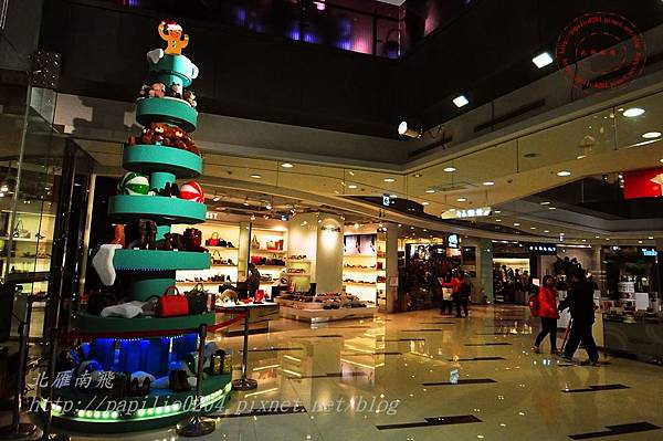 45新時代購物廣場台中店聖誕裝飾.JPG