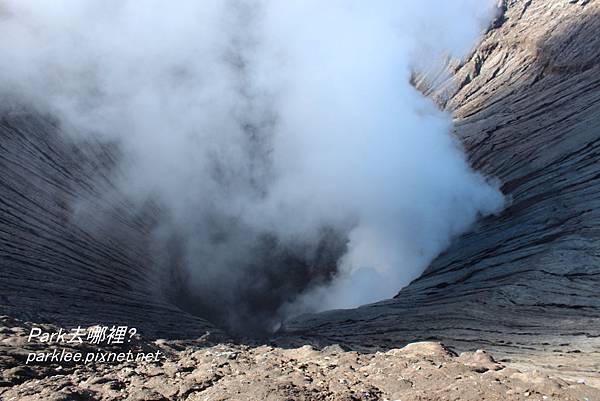 Bromo火山口-5.jpg