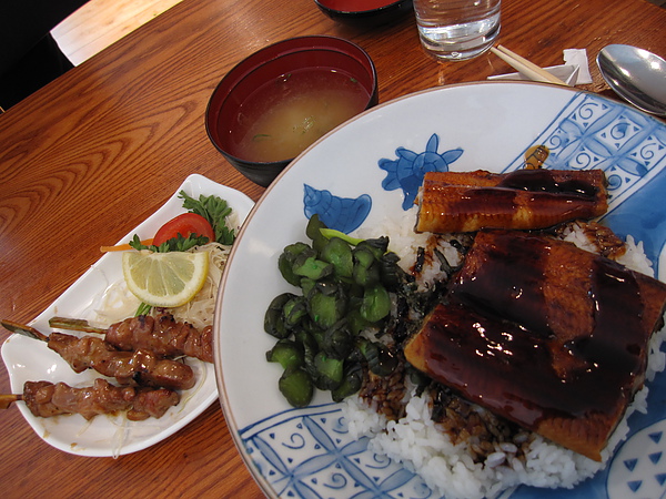 鰻魚飯+燒鳥串@H&T