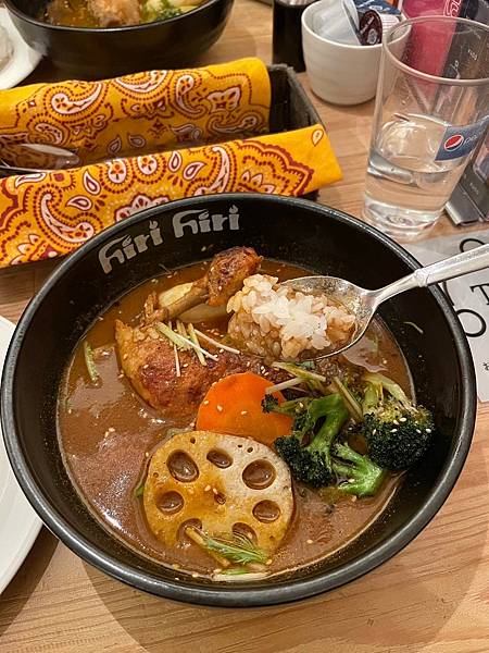 20231230 帝王蟹、污泥不看價錢吃起來！_240109_112.jpg