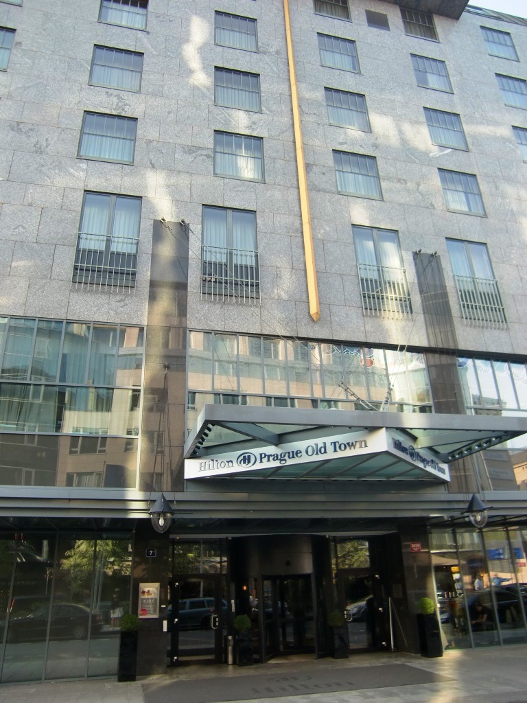 4.布拉格HOTEL (2).JPG