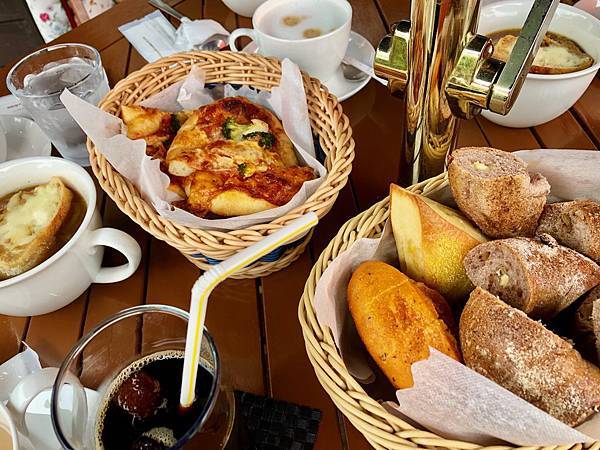 IMG_9823.JPG IMG_9823.JPG