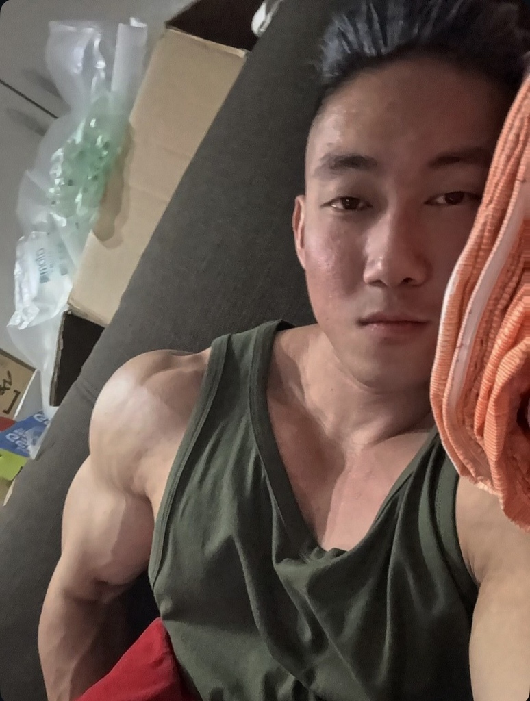 TAIWAN GAYSPA WOLF SPA 高雄館 威拓