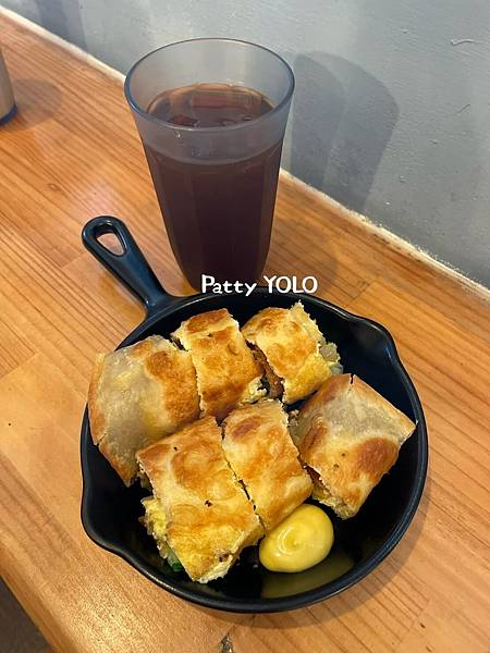 蘭嶼東清三十三號脆皮蛋餅+紅茶.jpg