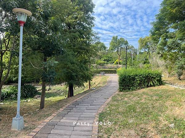 神岡圳前仁愛公園步道