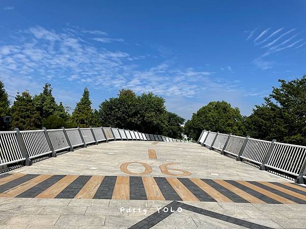 神岡圳前仁愛公園飛機跑道天橋