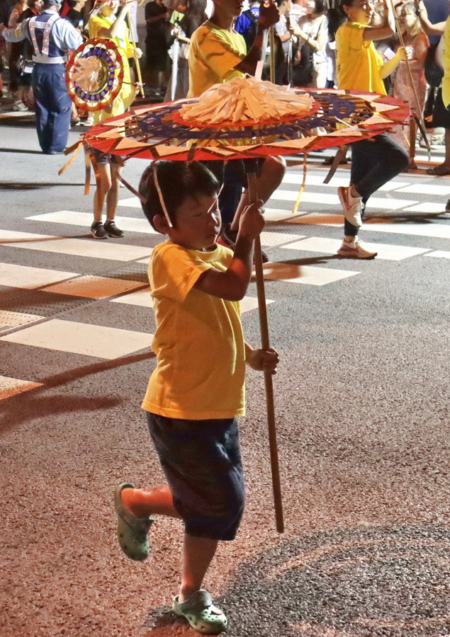 日本鳥取。鏘鏘祭しゃんしゃん祭︱入列《金氏世界紀錄》祭典。4