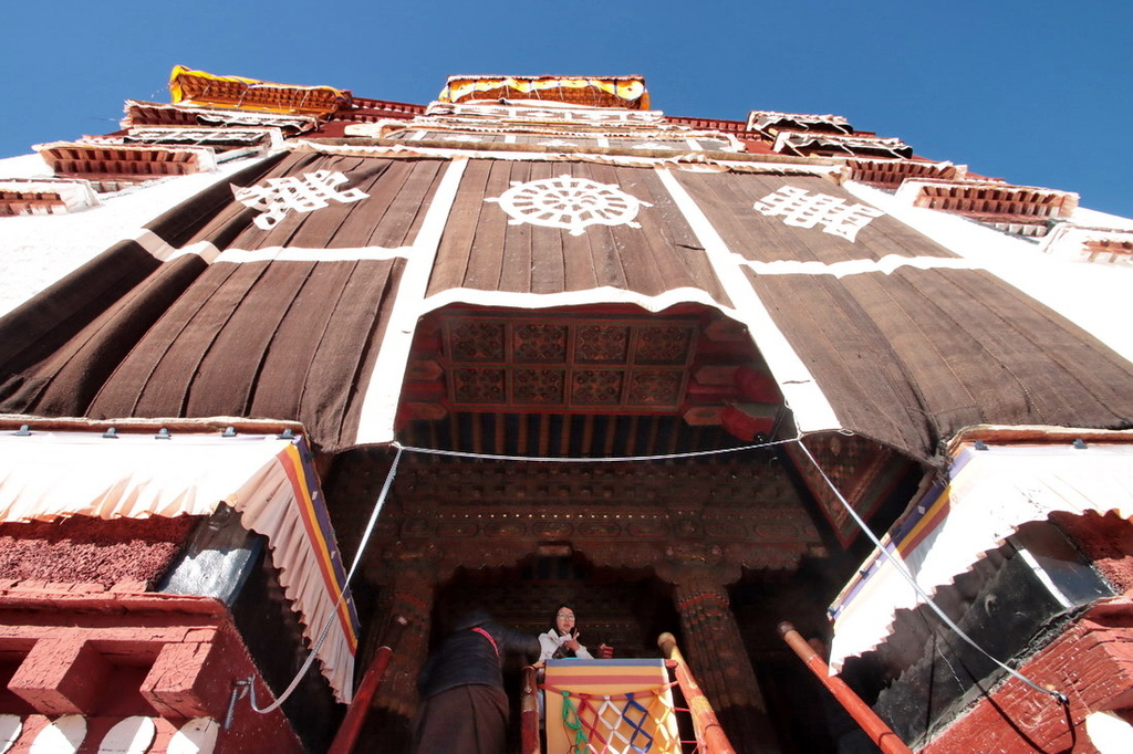 西藏拉薩。布達拉宮∣走進全世界海拔最高的宮殿群，探索吐蕃王朝