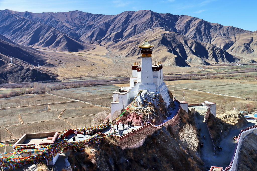 西藏山南地區。雍布拉康∣西藏第一座宮殿
