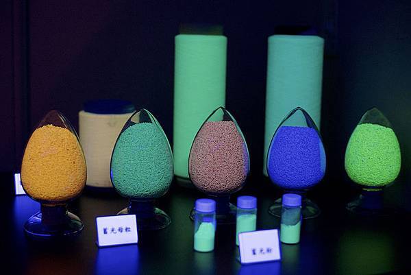 24185753529_b4a54e7072_c