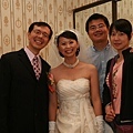 這次辛苦拍照的石同學及其老婆