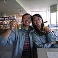為此又多買了幾罐北海道限定的SAPPORO啤酒...@@