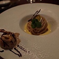 PA262892-a.jpg