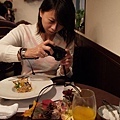 PA262895-a.jpg