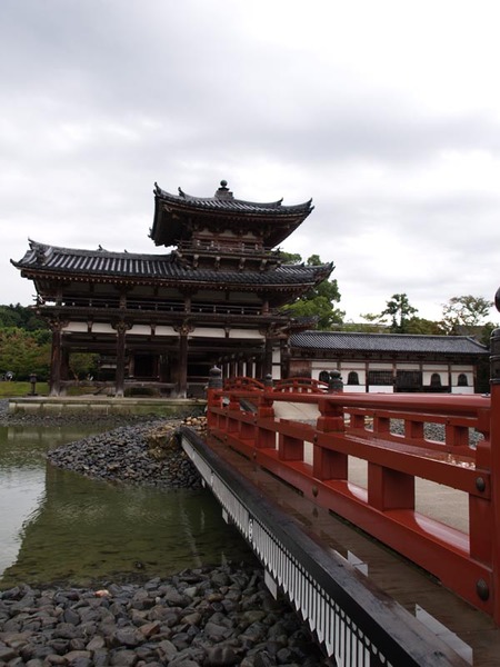 PA262923-a.jpg