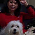 因為他是一隻愛生氣的狗