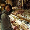 PA273095-a.jpg
