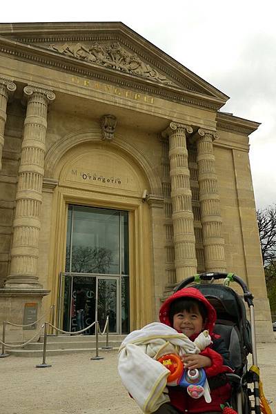 2011.03.30-來到橘園美術館之前，我還以為這裡頭有很多橘子可以吃咧~