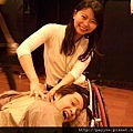 2005.3.26-香港第2屆亞洲盃，與舞伴後台嘻鬧中..