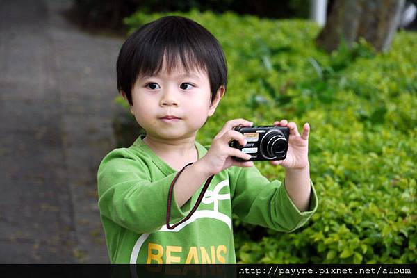 2012.03.18--那陣子開始喜歡拿相機拍照...