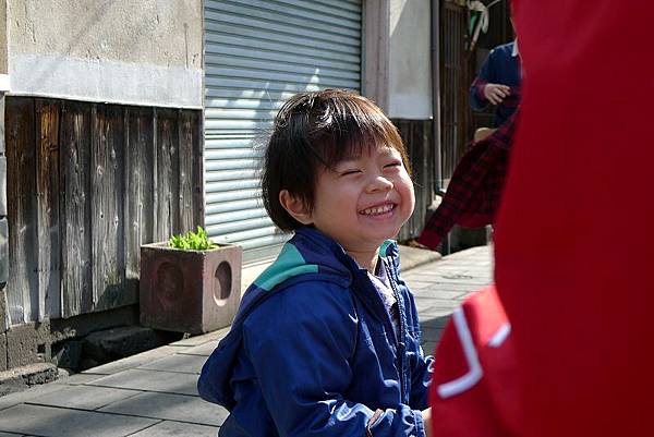 2012.04.07-不過來到日田 豆田町，拿到相機可以自己拍照，心情一下子就又恢復了~