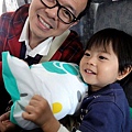 2012.04.08-跟來時一樣坐上hello kitty班機...