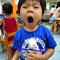 2012.04.25-看似簡單的美勞，瞧我完工後累到不行的樣子...