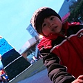 2012.12.23-聖誕節即將到來，所以外頭天色一暗就變得好冷~~