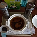 P8307925-a.jpg